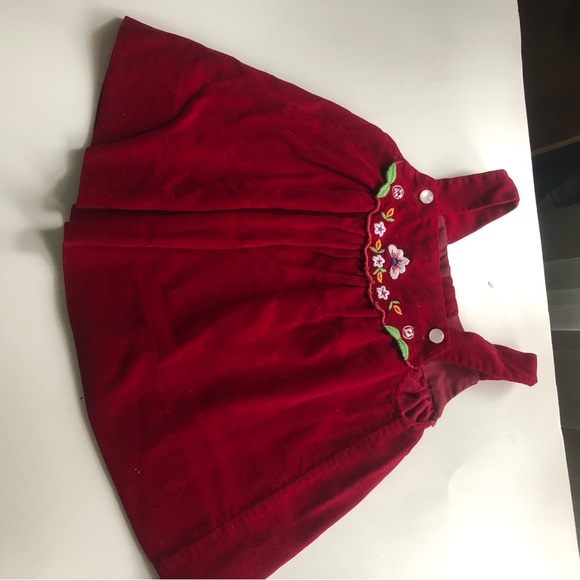 Kids vintage Red Embroidered velvet Dress - Picture 2 of 10